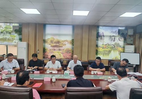 揭陽農(nóng)墾集團(tuán)領(lǐng)導(dǎo)帶隊(duì)到大池農(nóng)場召開2025年第三季度經(jīng)營分析會(huì).png